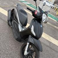 Beverly Piaggio 350
