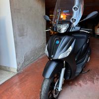 Piaggio Medley 150 Sport