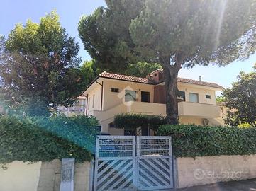 3 LOCALI A RAVENNA