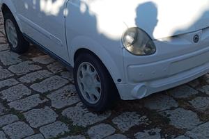 minicar Aixam bianca