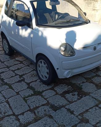 minicar Aixam bianca
