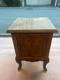 comodino piccolo vintage