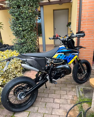 ktm 300
