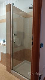 Porta in vetro temperato per vano doccia 