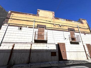 CASA INDIPENDENTE A CANOSA DI PUGLIA