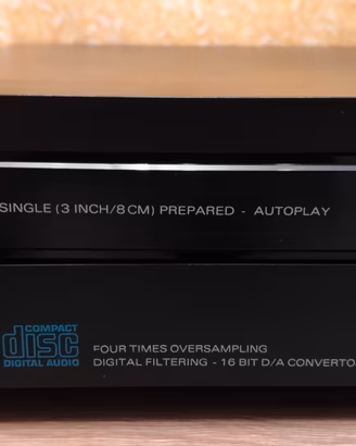 Aristona CD 1380 - Philips  CD 380