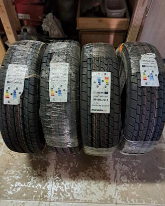 Pneumatici nuovi 215/75 R16 C