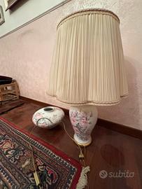 Lampada e vaso
