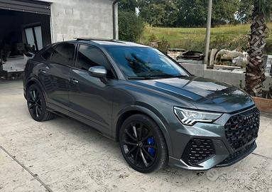 audi rsq3