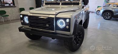 LAND ROVER DEFENDER 90TD5
