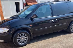 chrysler voyager 3° versione 2.5  lx crd