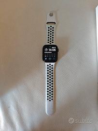 Apple Watch SE 44 mm space gray