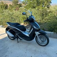 Beverly 300 i.e