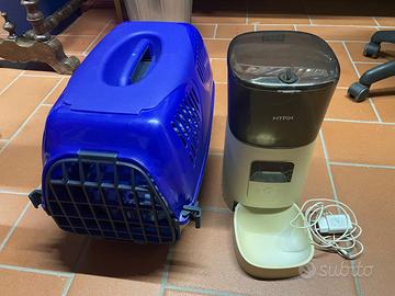 Trasportino e mangiatoia automatica