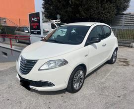 Lancia Ypsilon 1.2 69 CV 5 porte GPL Ecochic Silve