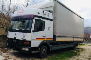 Camion Mercedes 1017 -115q pieno carico