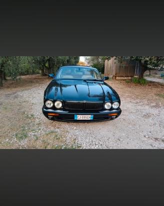 jaguar xj 4.0
