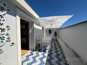 Attico / Mansarda di 110 m² con 4 locali a Palermo