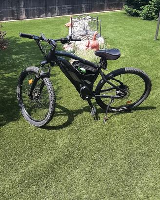 bici pedalata assistita ROCKRIDER