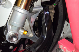 Yamaha R1 Big Bang - Ben-Spis