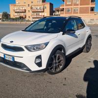 Kia Stonic 1.0 120cv FULL OPTIONAL GARANZIA 2026