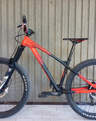 mtb da enduro Commencal taglia S
