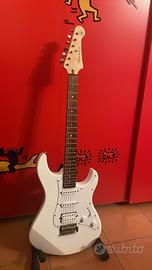 yamaha pacifica modello stratocaster