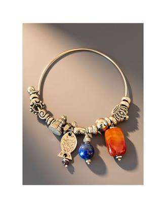 Bracciale rigido in acciaio con ciondoli e pietre