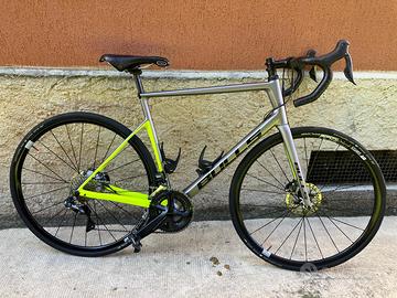 Alpine Hawk Di2 BULLS