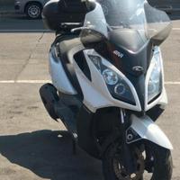 Kymco Downtown 300i ABS