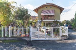 CASA SEMINDIPENDENTE A CIRIÈ