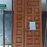 Portone in legno 