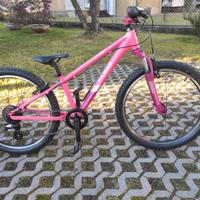 Bicicletta MTB Cube bambina 24 pollici