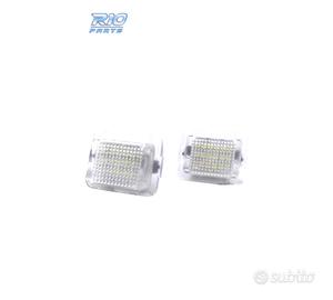LUCI TARGA A LED PER MERCEDES CLASSE C W204 08-14