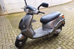  piaggio scooter usato