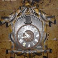 Antico orologio a cucu'