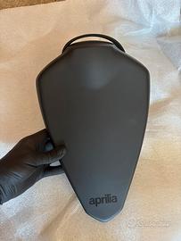 Sellino passeggero aprilia tuono v4 factory 2022
