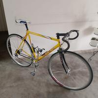 bici da corsa Carraro 