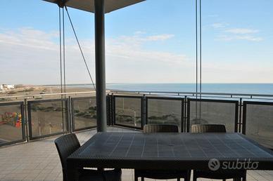 Appartamento con vista sulla Spiaggia
