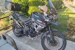 Triumph Tiger 800 XCX