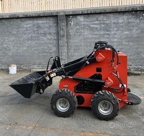 Mini pala gommata Youert nuova. 4900