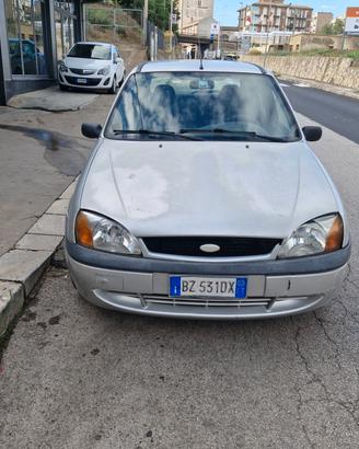 Ford Fiesta 1.2i 16V cat 5 porte Ghia