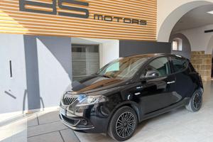 Lancia Ypsilon 1.0 FireFly 5 porte S&S Hybrid Silv