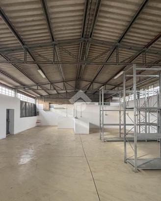 CAPANNONE A AICURZIO