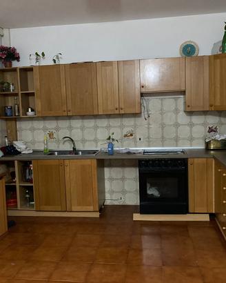 Cucina Angolare in legno
