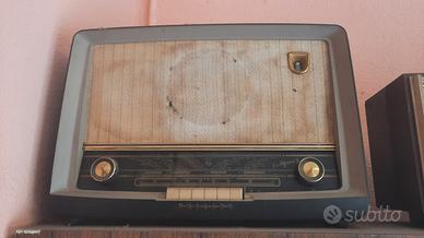 Vecchia Radio Philips Alfiere 2