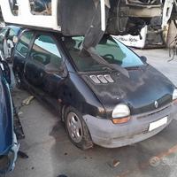 Renault Twingo 2001 Demolita - Per Ricambi