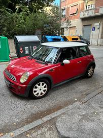 Auto MINI ONE D