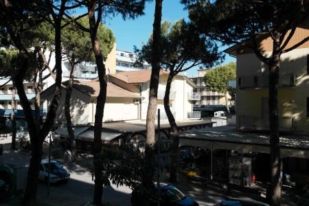 Pinarella estate 2026 5 posti climatizzato