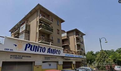 Immobile in asta di 108 m² con 3 locali e box auto